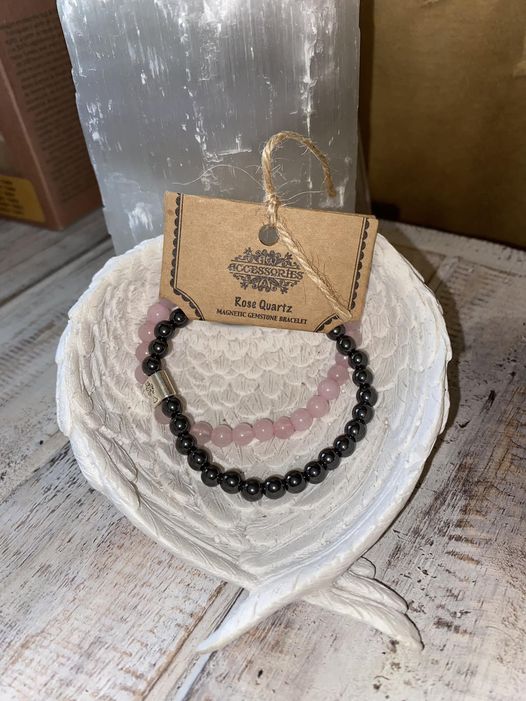 Rose quartz magnetic bracelet