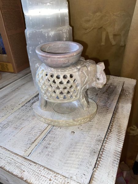 Upward Elephant Soapstone Oil Burner - Image 2