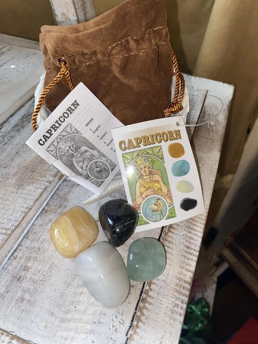 Capricorn Crystal Pack